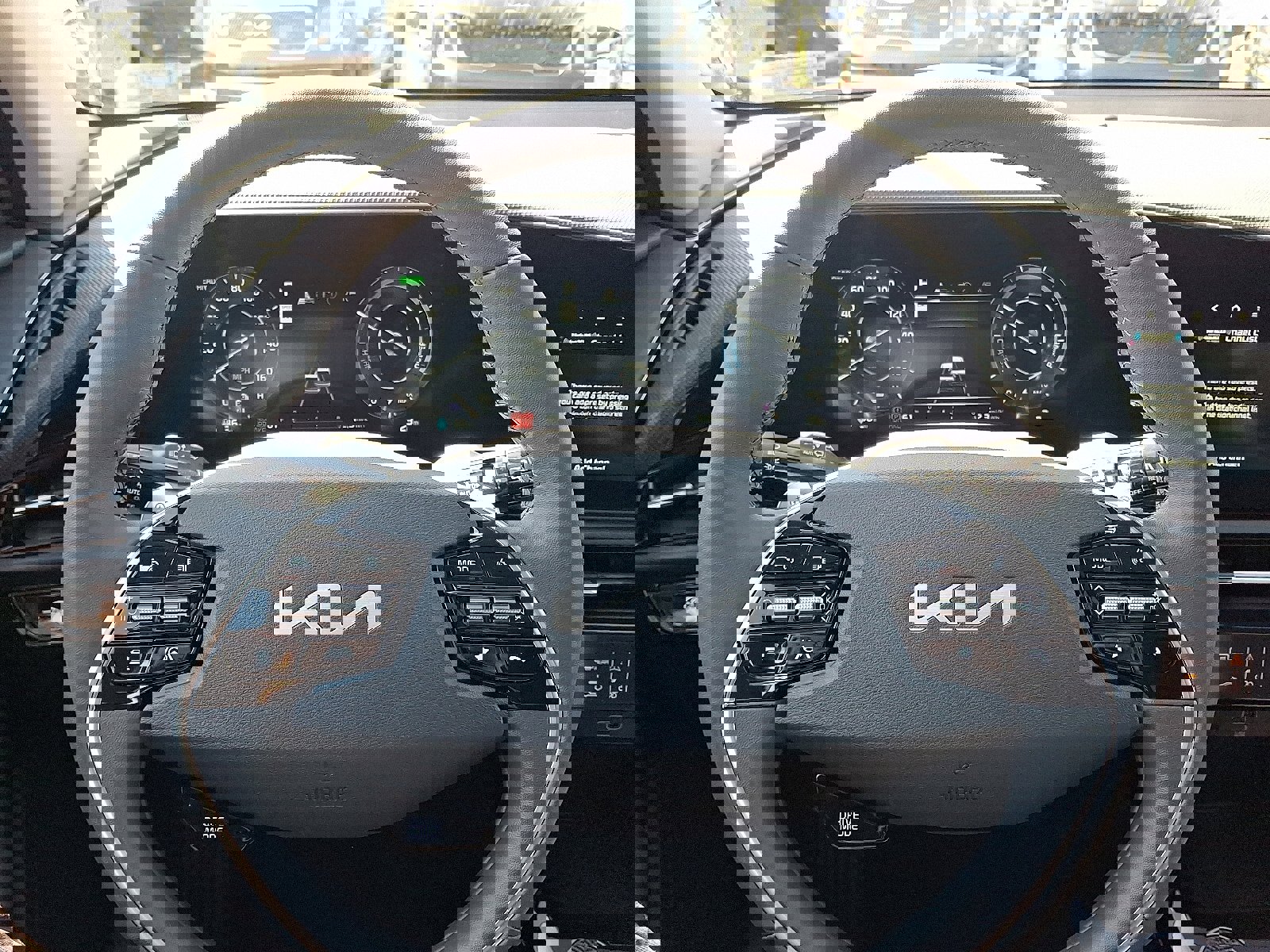 New 2025 Kia Niro Wind w/ Wind Preserve Package image 14