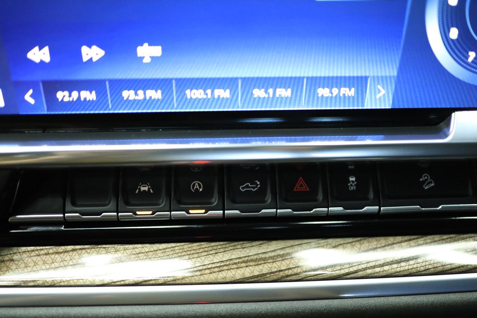 Used 2022 Chevrolet Silverado 1500 RST image 32