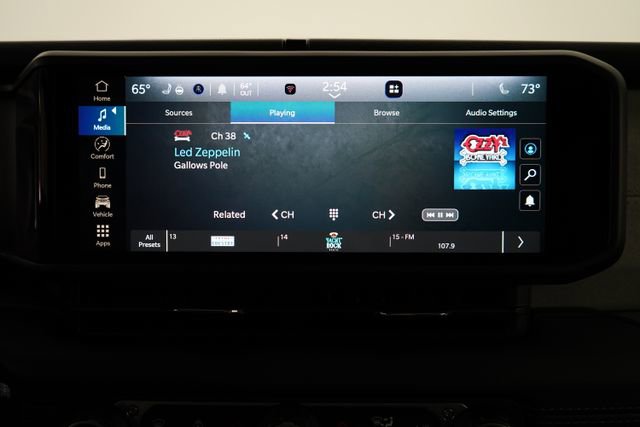 Used 2025 Jeep Wrangler Unlimited Sahara image 25