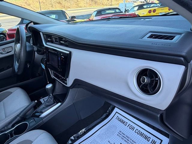 Used 2017 Toyota Corolla LE w/ Carpet Mat Package (TMS) image 35