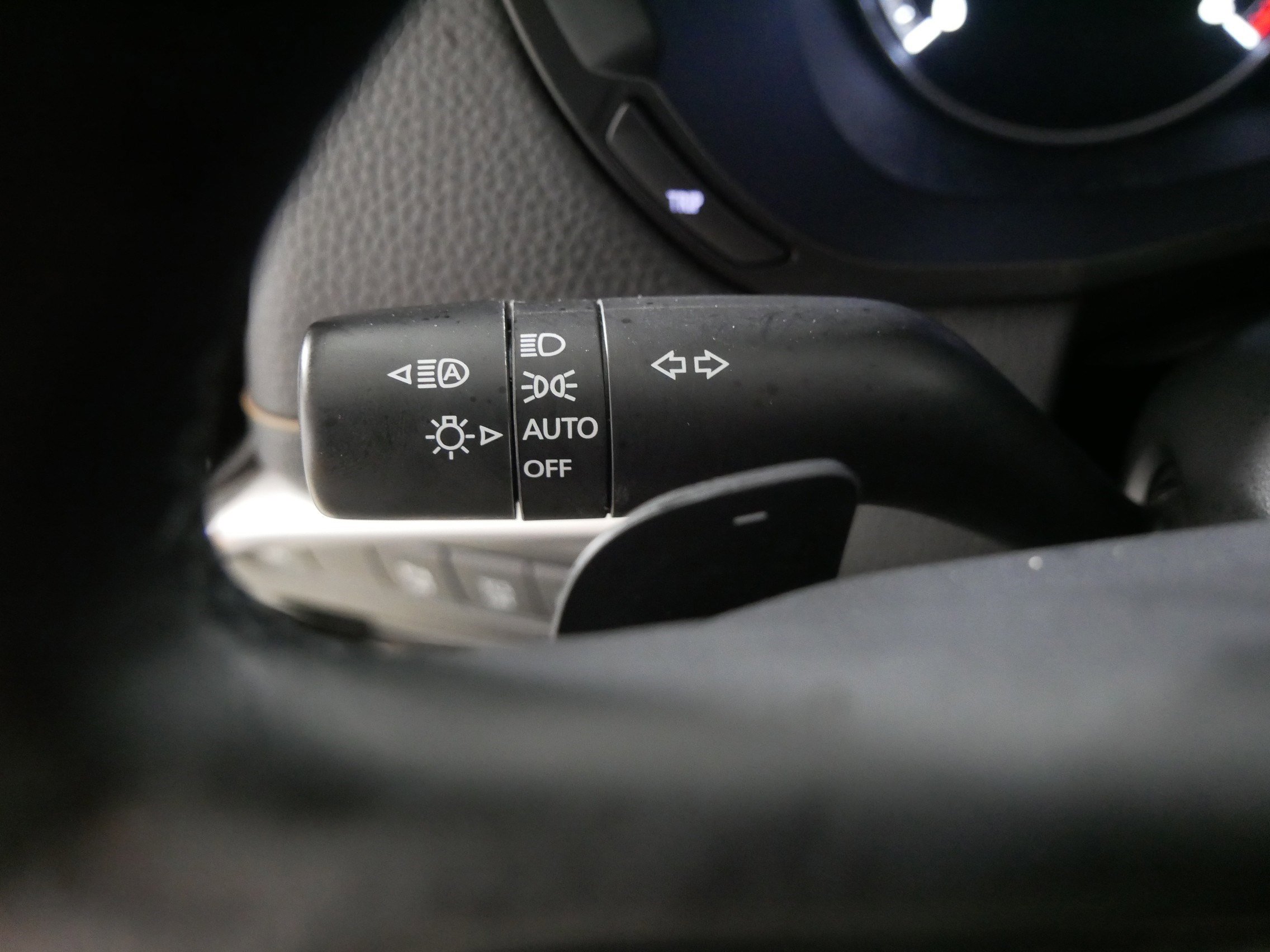 Certified 2025 MAZDA CX-90 3.3 Turbo w/ Preferred Package image 30