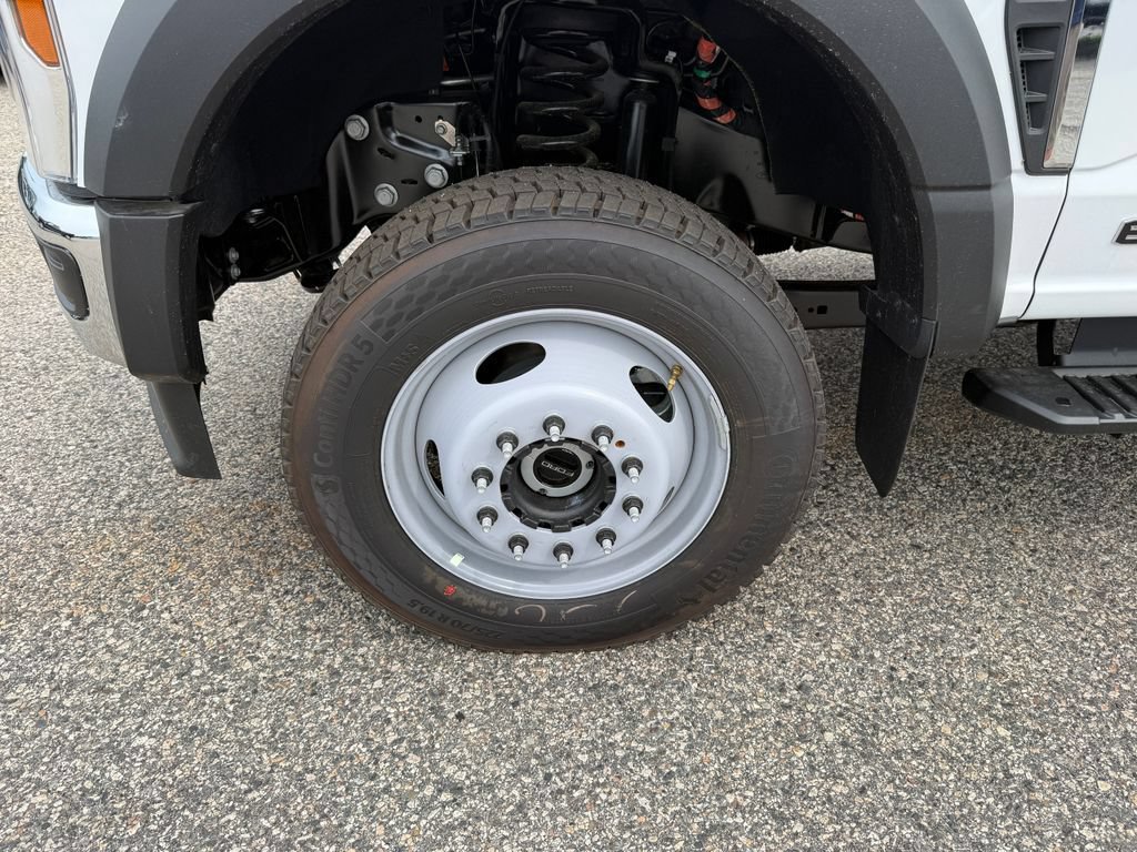 New 2026 Ford F550 4x4 Regular Cab Super Duty image 24