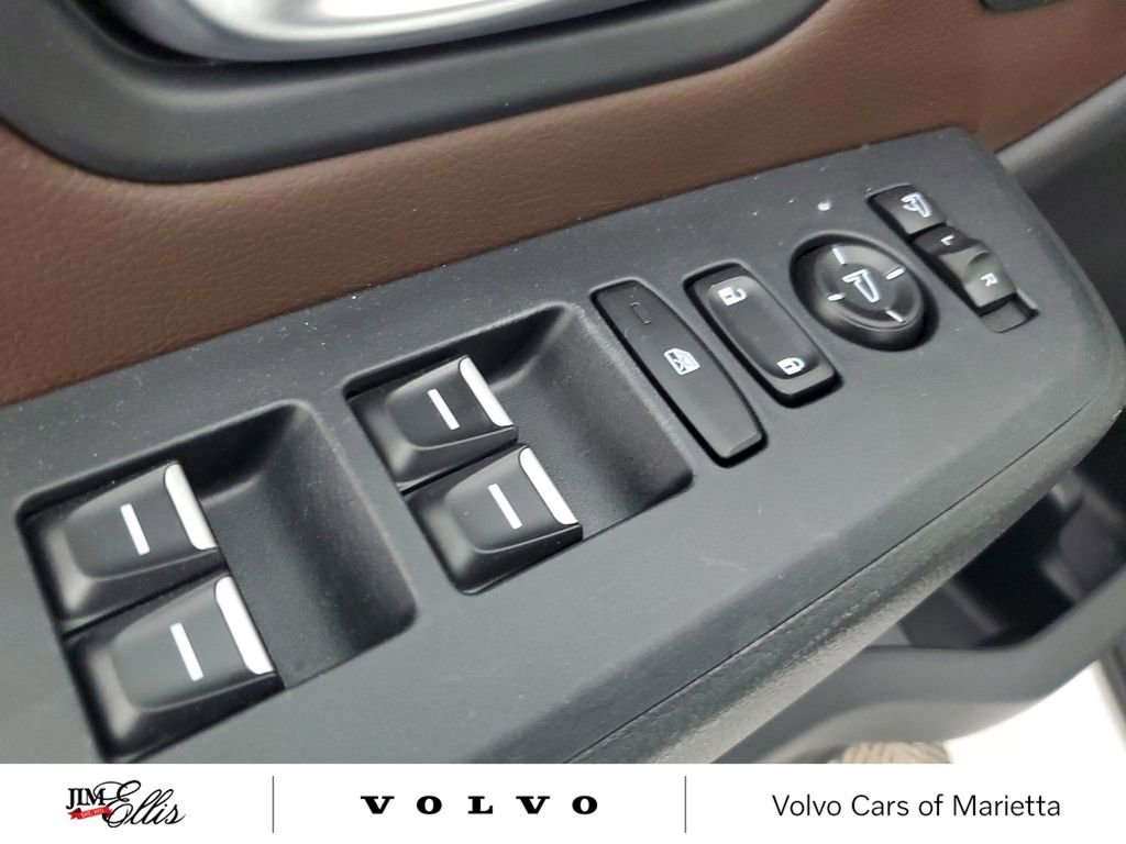 Used 2025 Honda Pilot Elite image 22