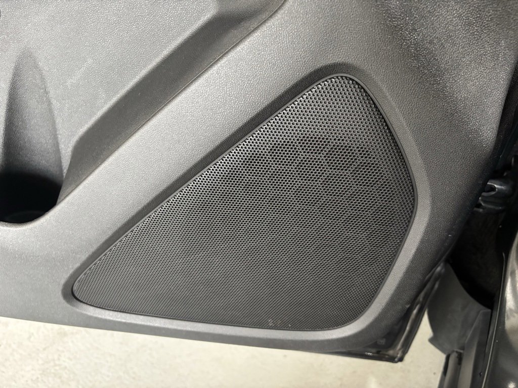 Used 2020 Chevrolet Equinox LS image 15