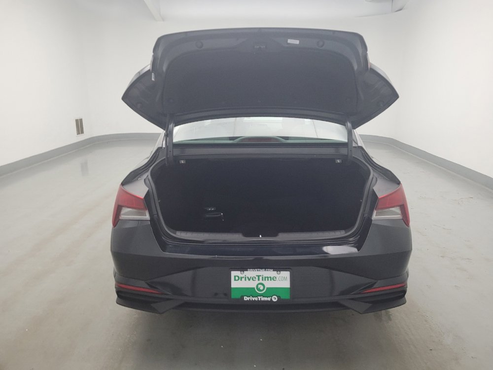 Used 2023 Hyundai Elantra SEL w/ Cargo Package FWD image 29