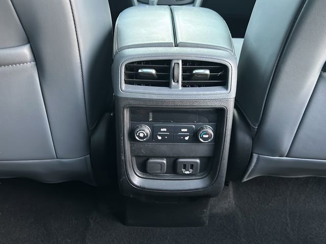 Used 2019 Buick Envision Essence AWD/4WD image 26