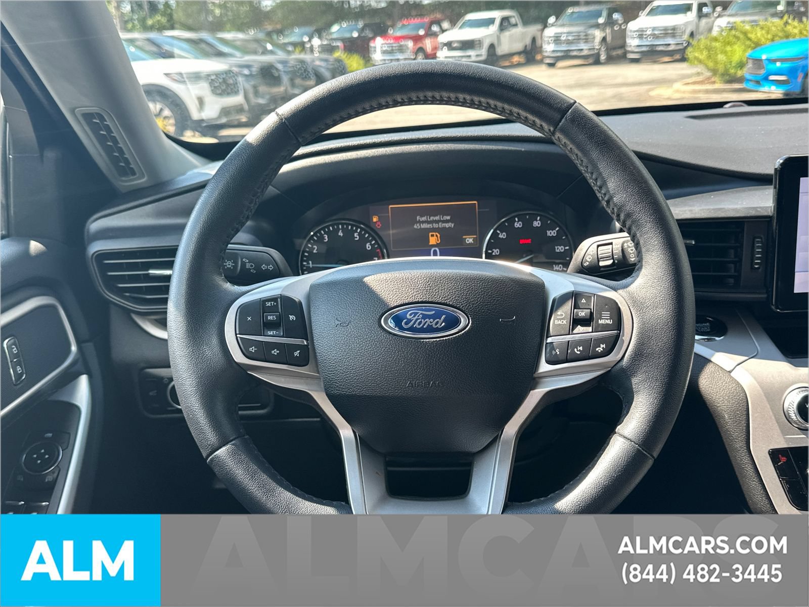 Used 2024 Ford Explorer XLT RWD image 28