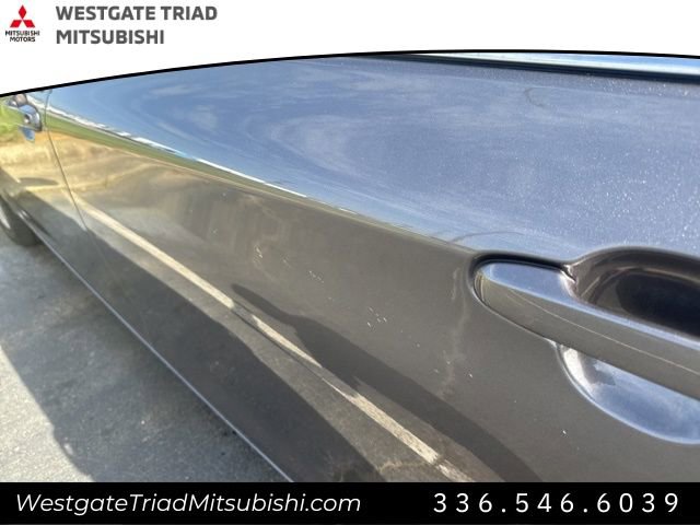 Used 2017 Toyota Camry SE image 9