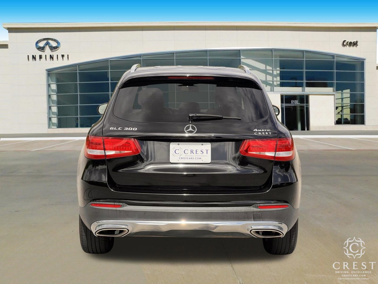 Used 2018 Mercedes-Benz GLC 300 4MATIC image 4