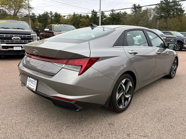 Used 2023 Hyundai Elantra Limited FWD image 3