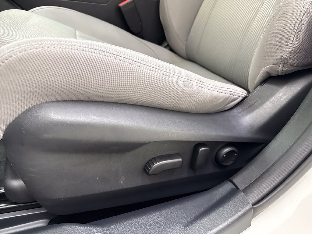 Certified 2025 Subaru Legacy Premium AWD/4WD image 14