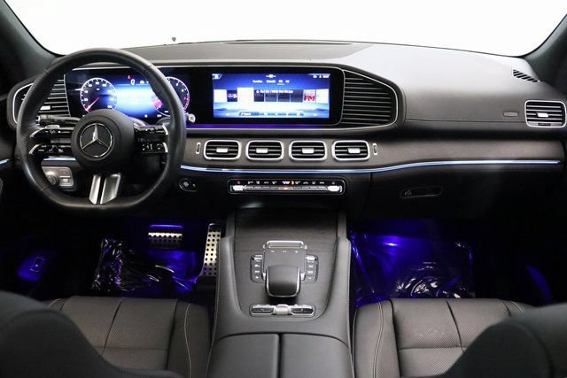 Used 2024 Mercedes-Benz GLS 580 4MATIC image 27