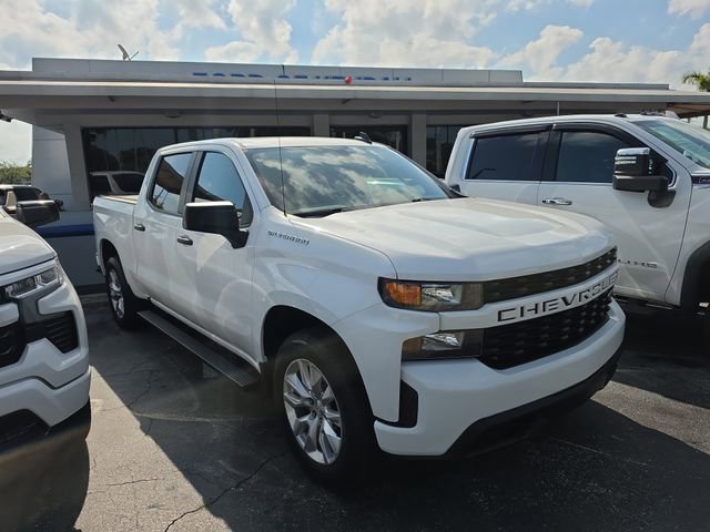 Used 2021 Chevrolet Silverado 1500 Custom image 2