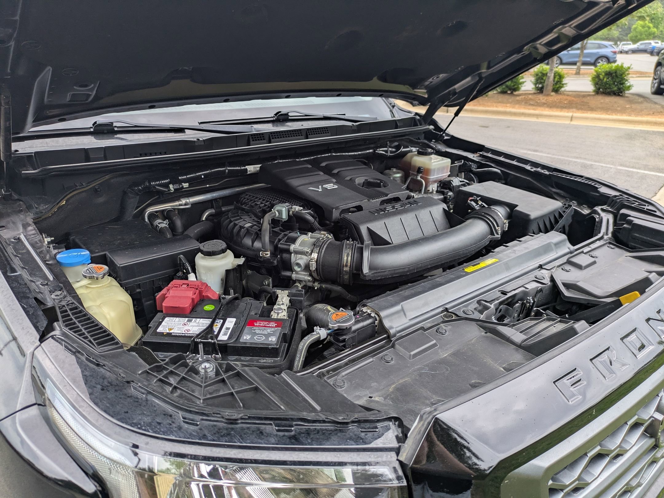 Used 2022 Nissan Frontier SV AWD/4WD image 36