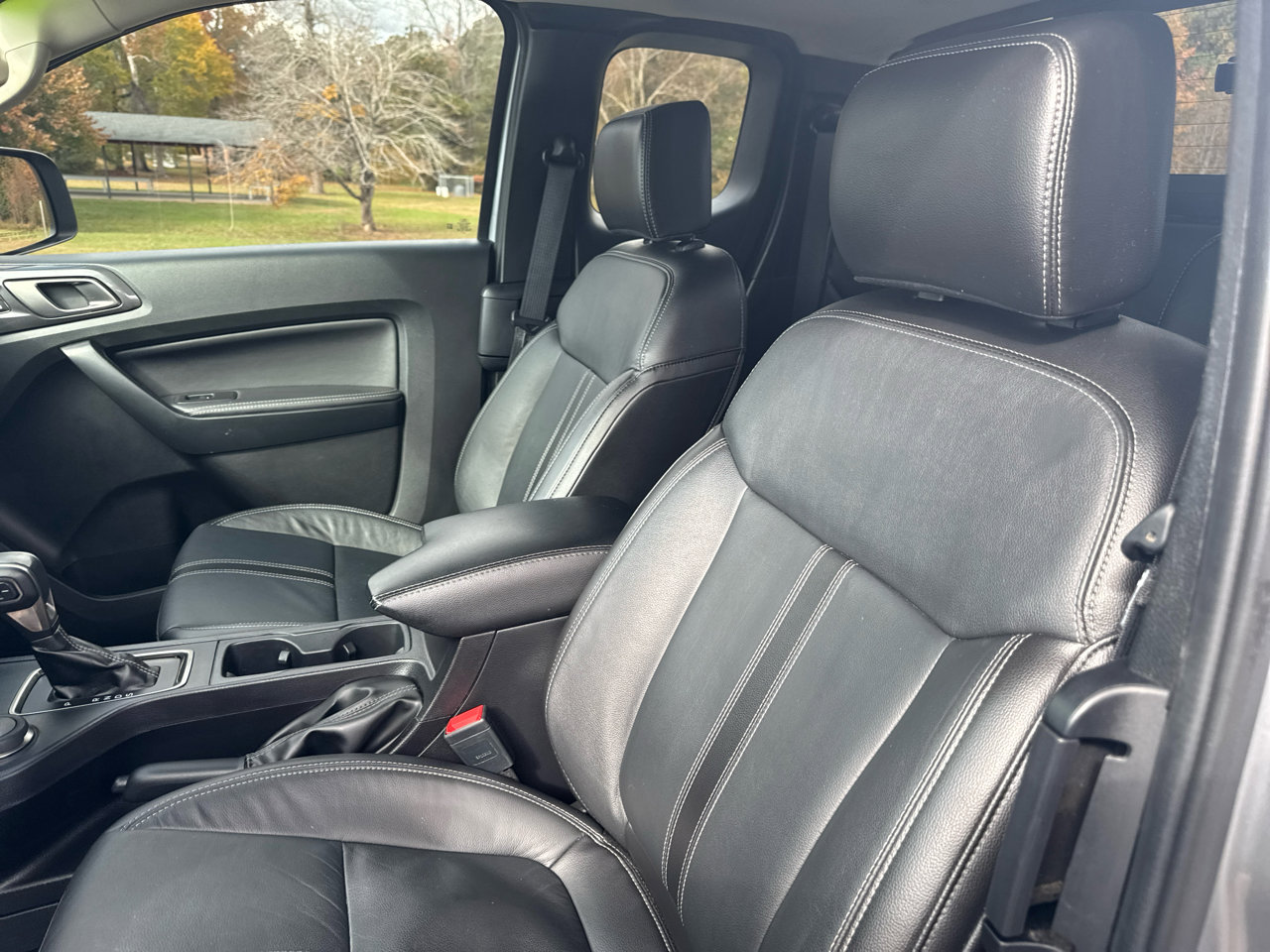 Used 2022 Ford Ranger Lariat w/ FX4 Off-Road Package image 16