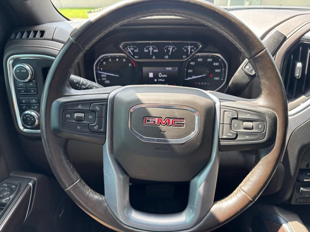 Used 2021 GMC Sierra 1500 SLT w/ SLT Premium Plus Package AWD/4WD image 28