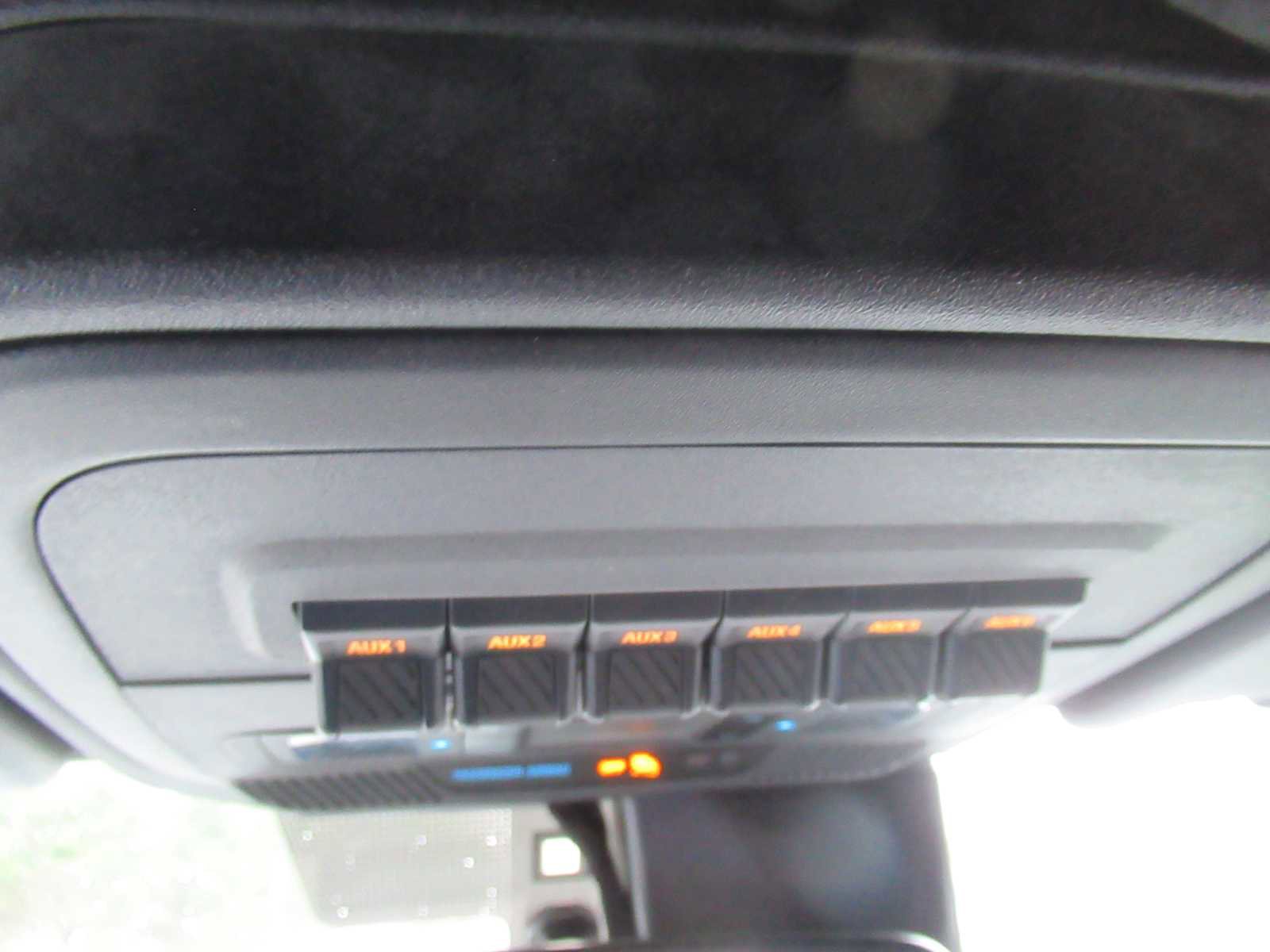 Used 2023 Ford Bronco Wildtrak image 30