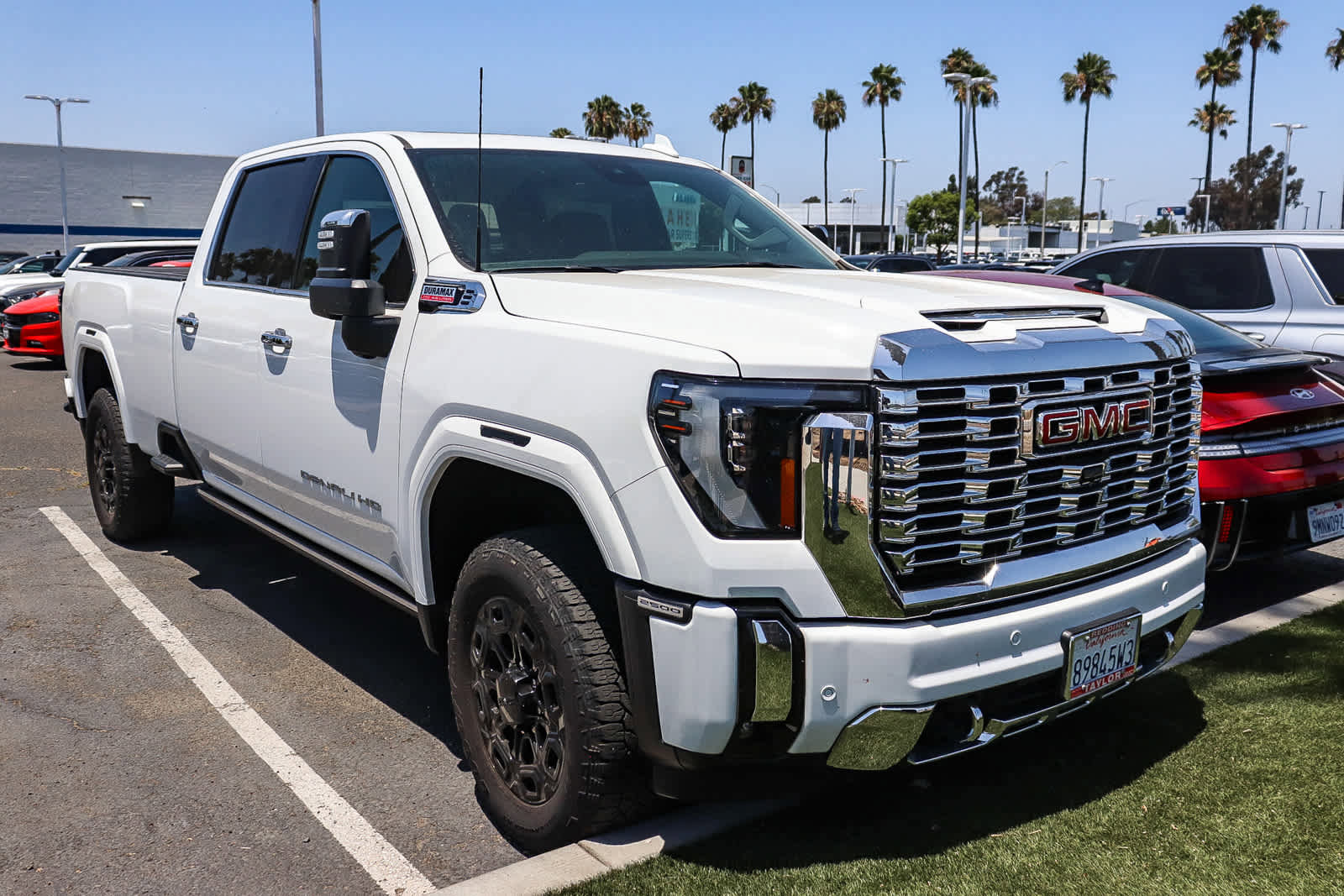 Used 2024 GMC Sierra 2500 Denali AWD/4WD image 8
