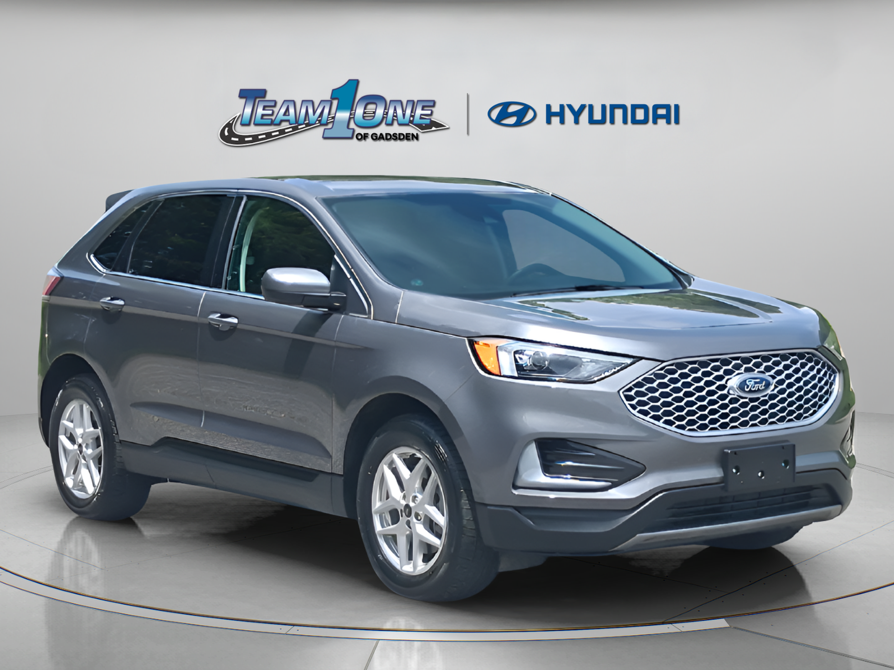 Used 2024 Ford Edge SEL