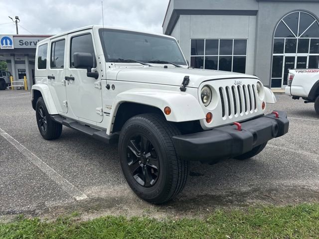 Used 2010 Jeep Wrangler Unlimited Sahara w/ Mopar Chrome Edition Group AWD/4WD image 4
