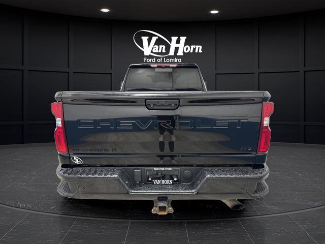 Used 2022 Chevrolet Silverado 2500 LTZ w/ LTZ Plus Package image 13