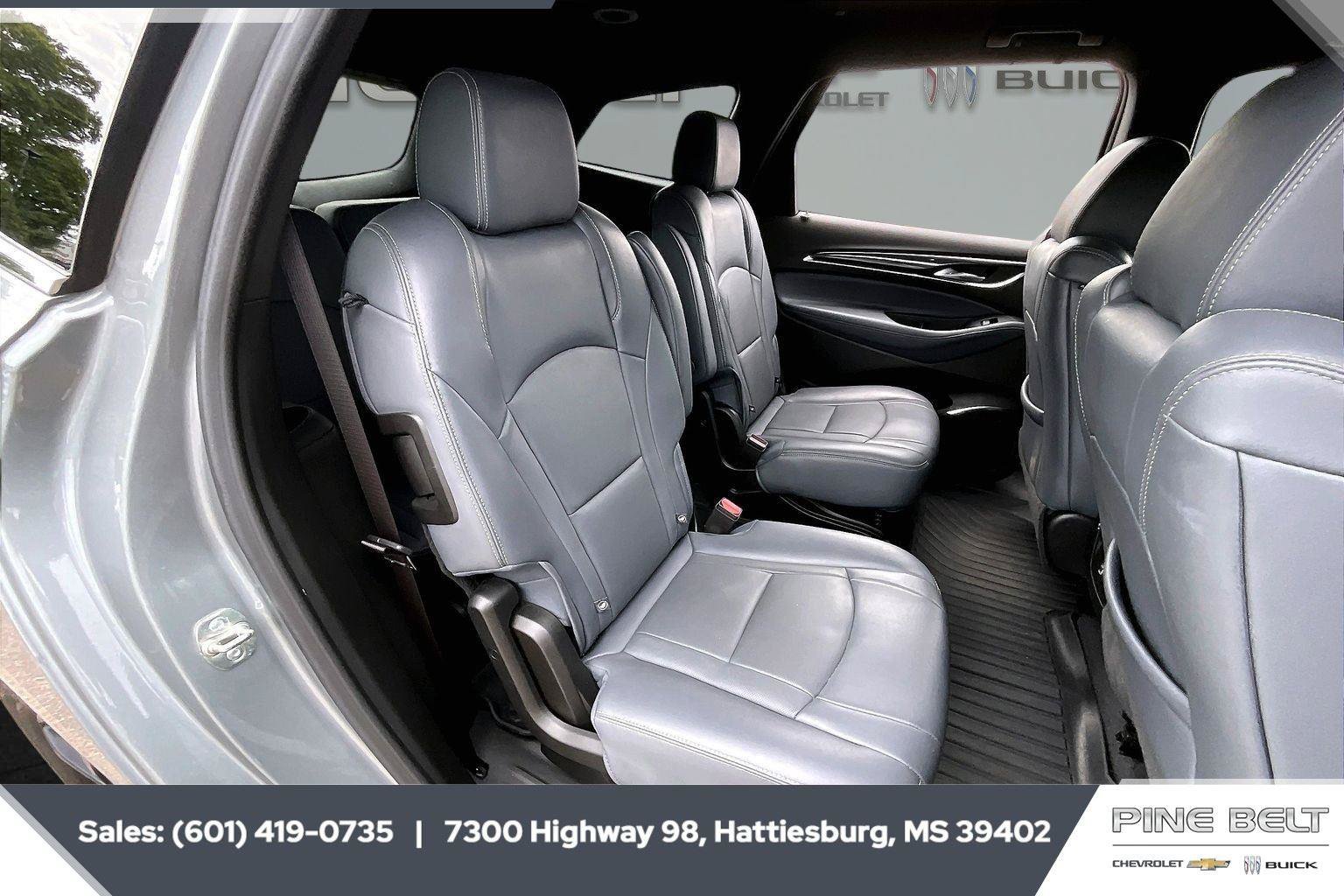 Used 2024 Buick Enclave Essence w/ Sport Touring Edition FWD image 20