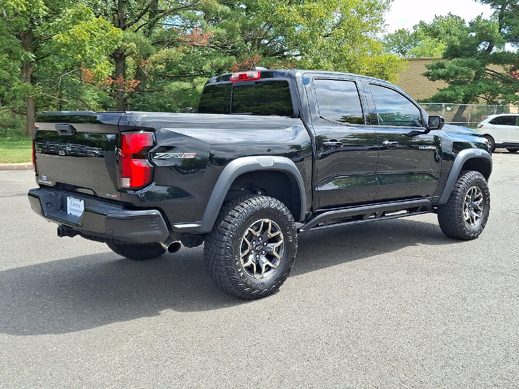 Used 2023 Chevrolet Colorado ZR2 w/ ZR2 Convenience Package III AWD/4WD image 9