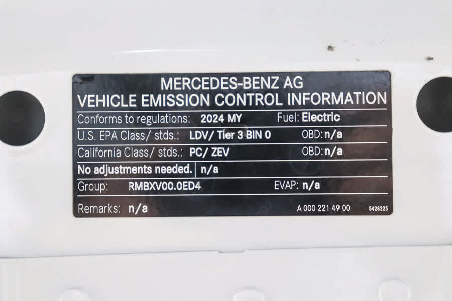Certified 2024 Mercedes-Benz EQB 250+ image 31