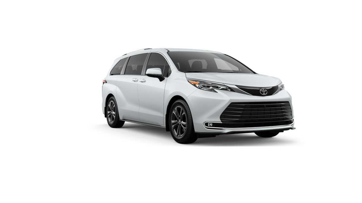 New 2026 Toyota Sienna Platinum AWD/4WD image 15