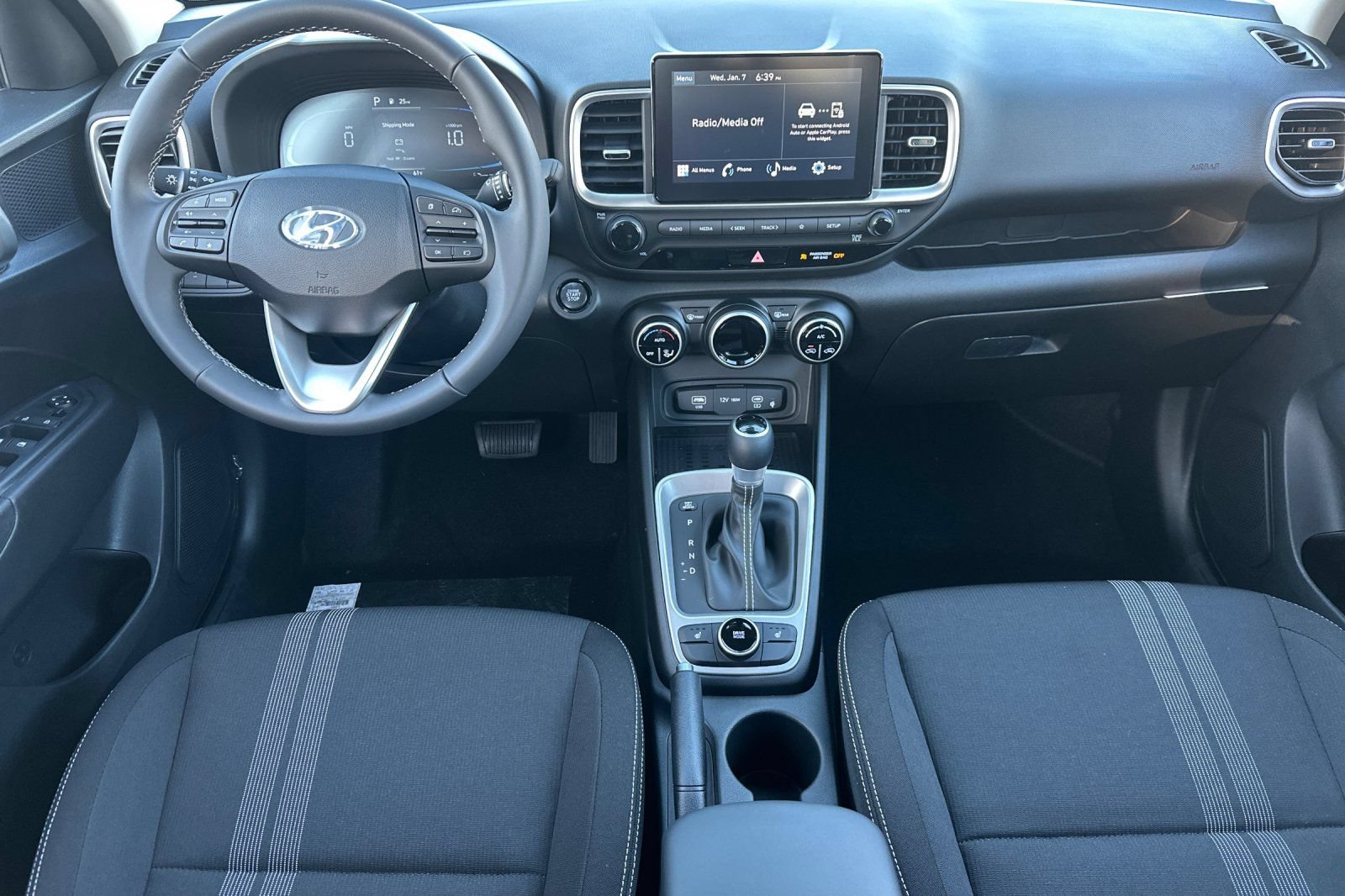 Certified 2026 Hyundai Venue SEL FWD image 16