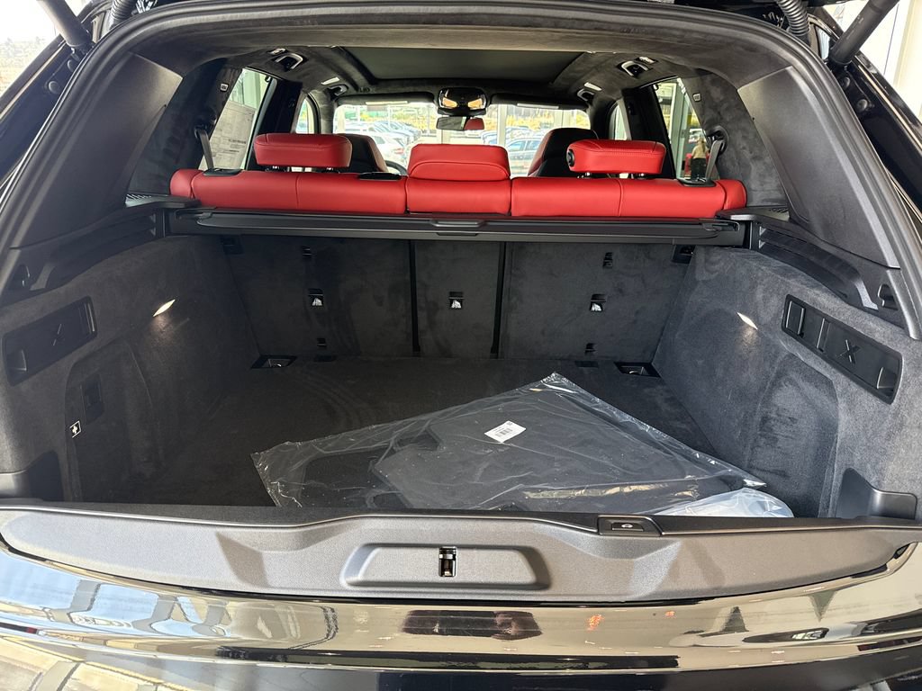 New 2026 BMW X5 M Competition w/ Executive Package AWD/4WD image 9