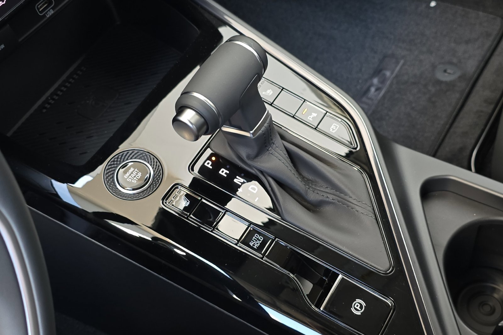 New 2025 Kia Niro EX image 18