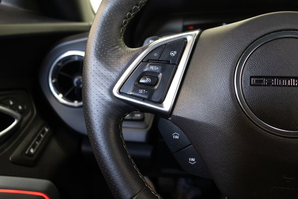 Used 2018 Chevrolet Camaro SS RWD image 26
