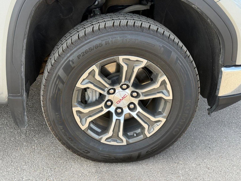 Used 2025 GMC Sierra 1500 SLT image 7