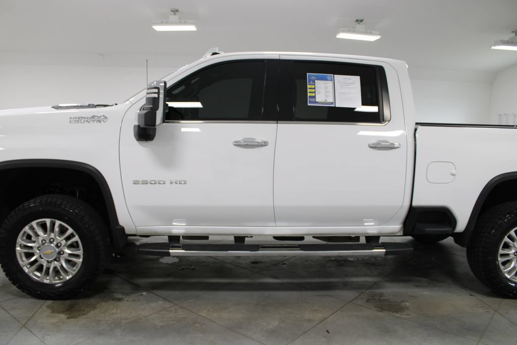 Used 2021 Chevrolet Silverado 2500 High Country w/ Z71 Off-Road Package AWD/4WD image 6