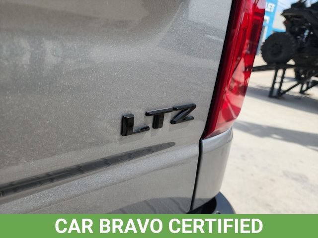 Certified 2025 Chevrolet Silverado 1500 LTZ w/ LTZ Premium Package AWD/4WD image 17