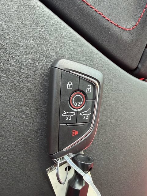 Used 2024 Chevrolet Corvette Stingray Coupe w/ 1LT RWD image 28