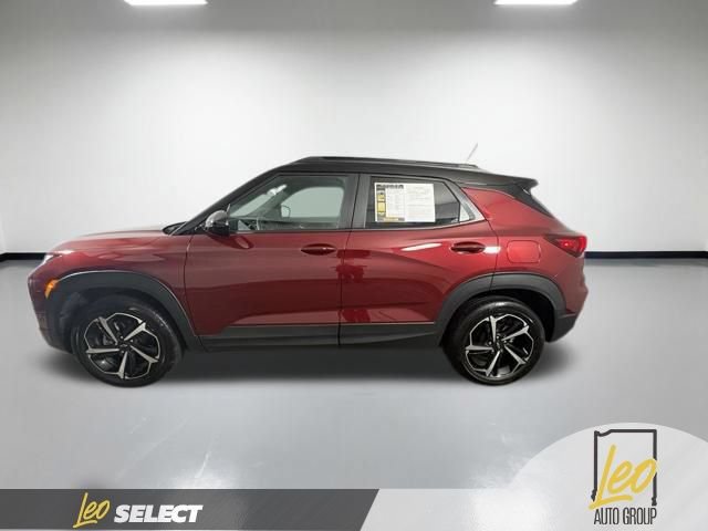 Used 2023 Chevrolet TrailBlazer RS w/ Sun and Liftgate Package AWD/4WD image 2