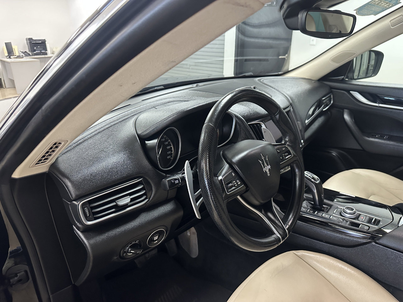 Used 2020 Maserati Levante S image 51