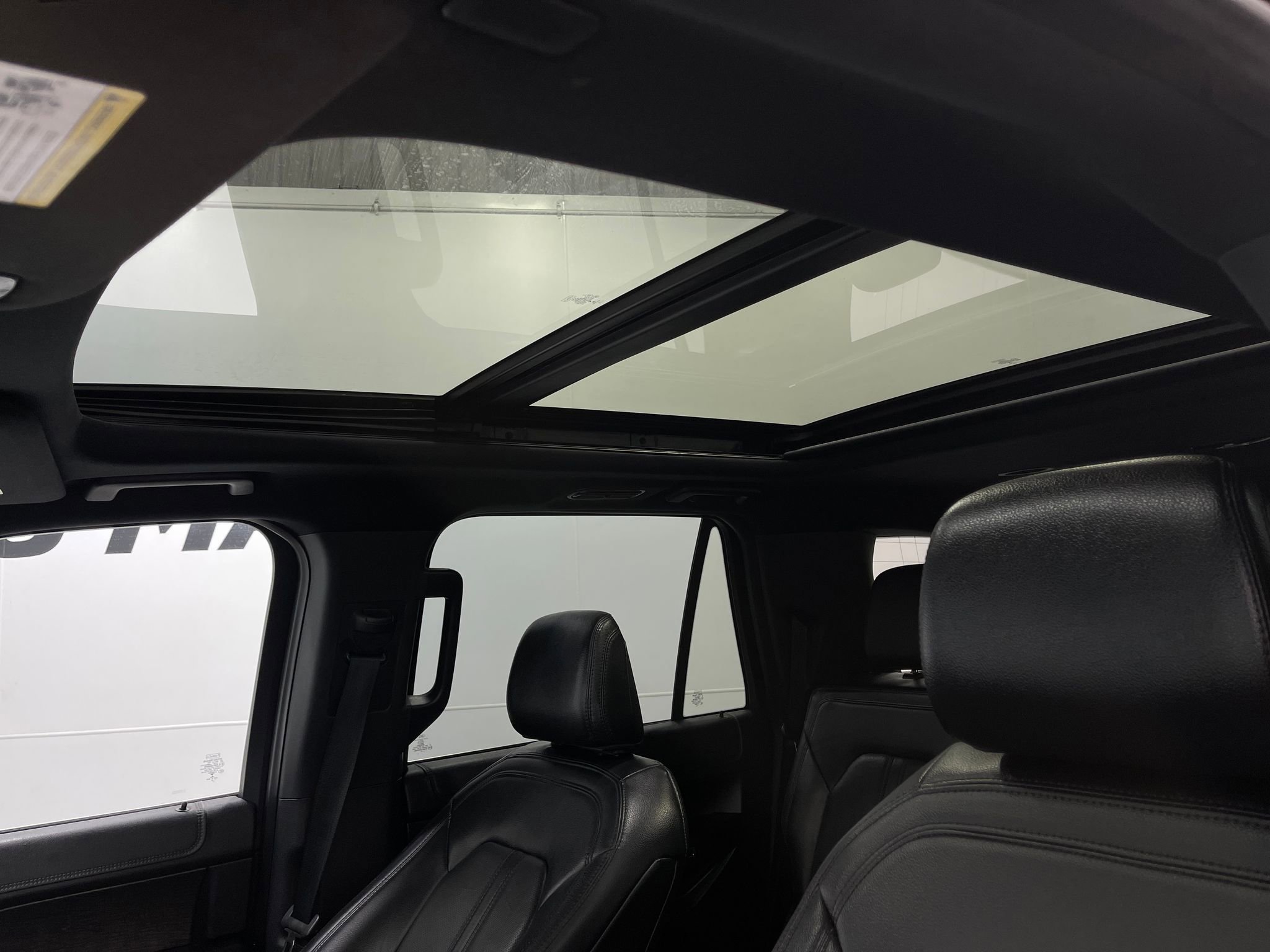 Used 2021 Ford Expedition Max Limited AWD/4WD image 12