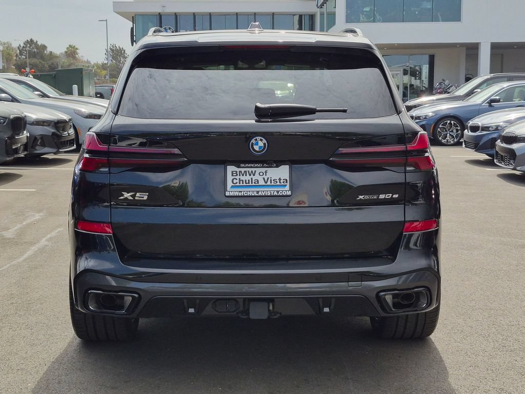 New 2026 BMW X5 xDrive50e w/ Executive Package AWD/4WD image 7