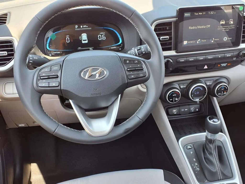 New 2026 Hyundai Venue SEL image 9