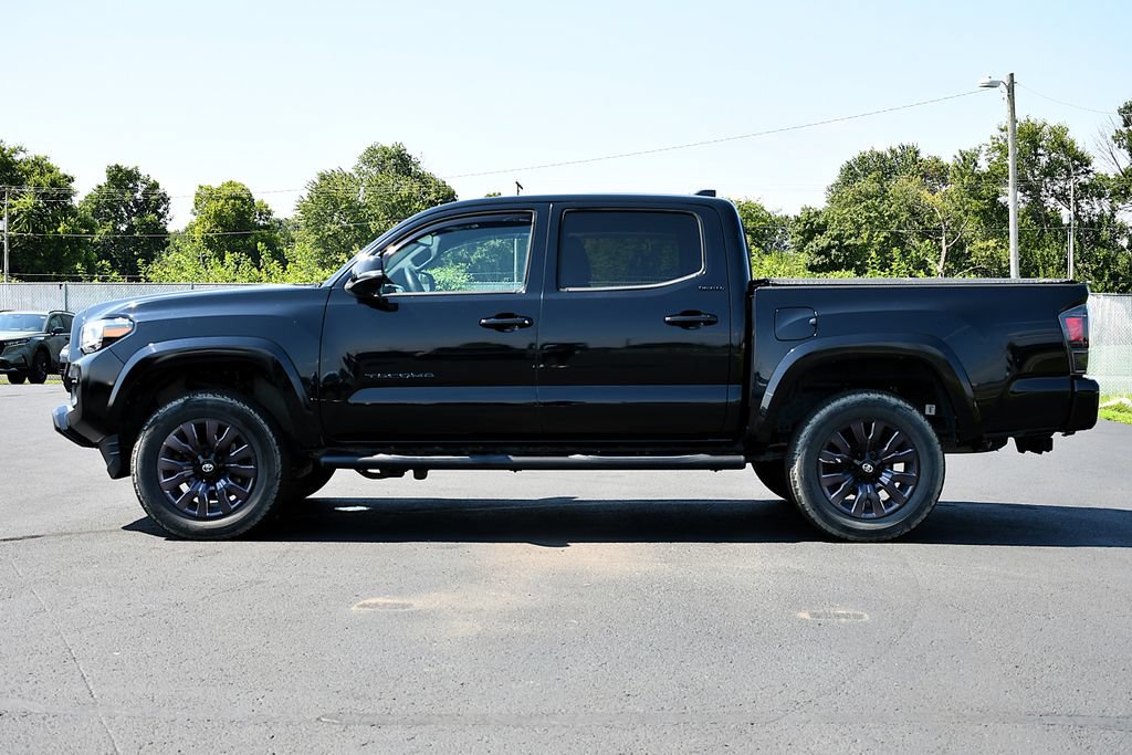 Used 2021 Toyota Tacoma Limited w/ Nightshade Package AWD/4WD image 4