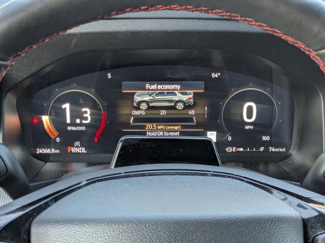 Used 2025 Ford Explorer ST-Line w/ ST-Line Street Pack AWD/4WD image 3