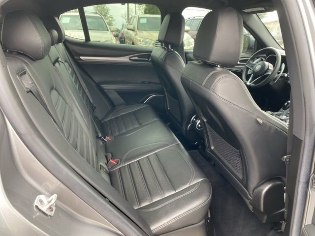 Used 2018 Alfa Romeo Stelvio Ti Sport image 24