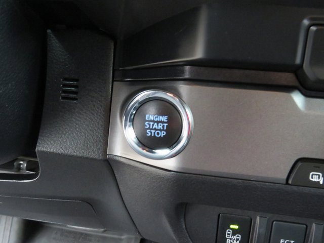 Certified 2020 Toyota Tacoma TRD Sport image 30