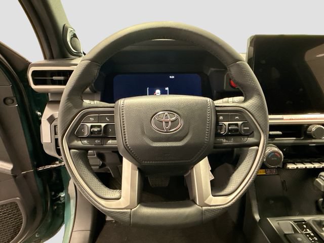 New 2025 Toyota 4Runner TRD Off-Road Premium AWD/4WD image 10