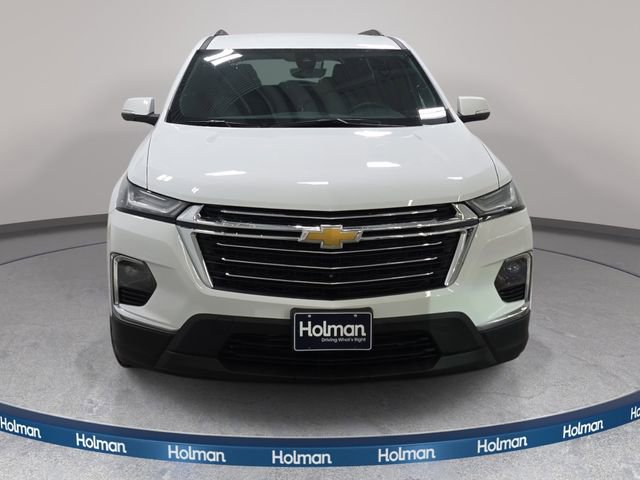 Used 2023 Chevrolet Traverse LT w/ Rear Camera Mirror Package AWD/4WD image 3