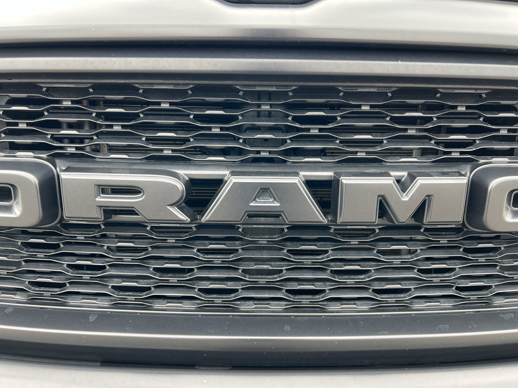 Used 2020 RAM 1500 Big Horn w/ Built-to-serve Edition AWD/4WD image 13
