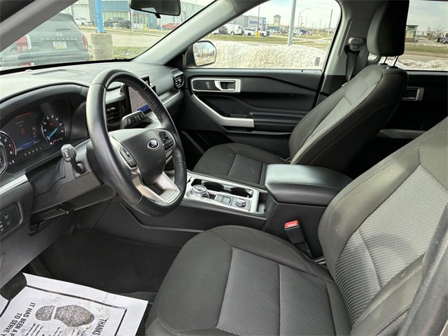 Certified 2022 Ford Explorer XLT image 13